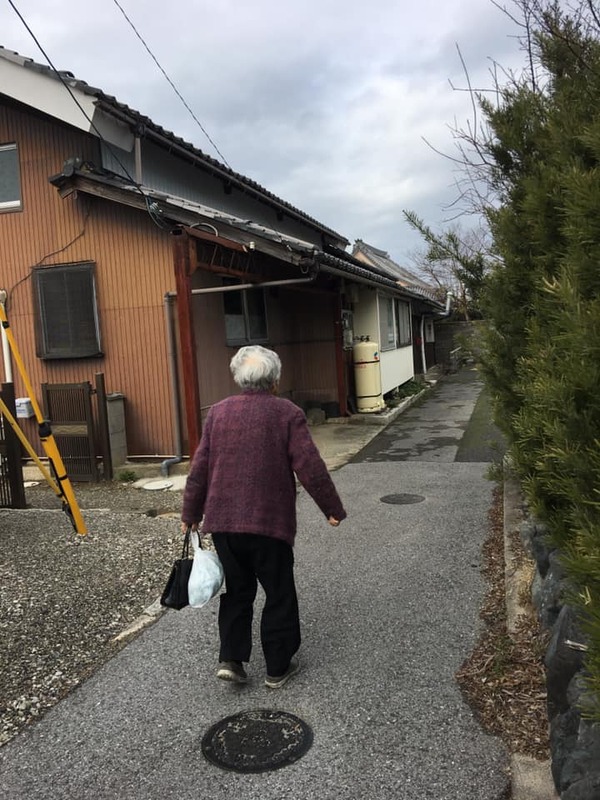 12 28母の今年最後とマッサージ 帰りは 寒いから温かいものを ということで しる万 母は 中沢けいこ ナカザワケイコ 選挙ドットコム