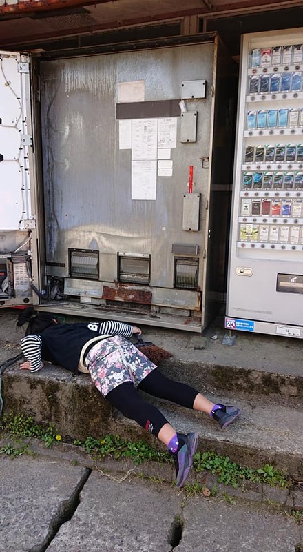 子どもあるある んああーー お金落ちてるーー と叫びながらお酒自販機の下をほじくる小２の 木代誠一郎 キシロセイイチロウ 選挙ドットコム