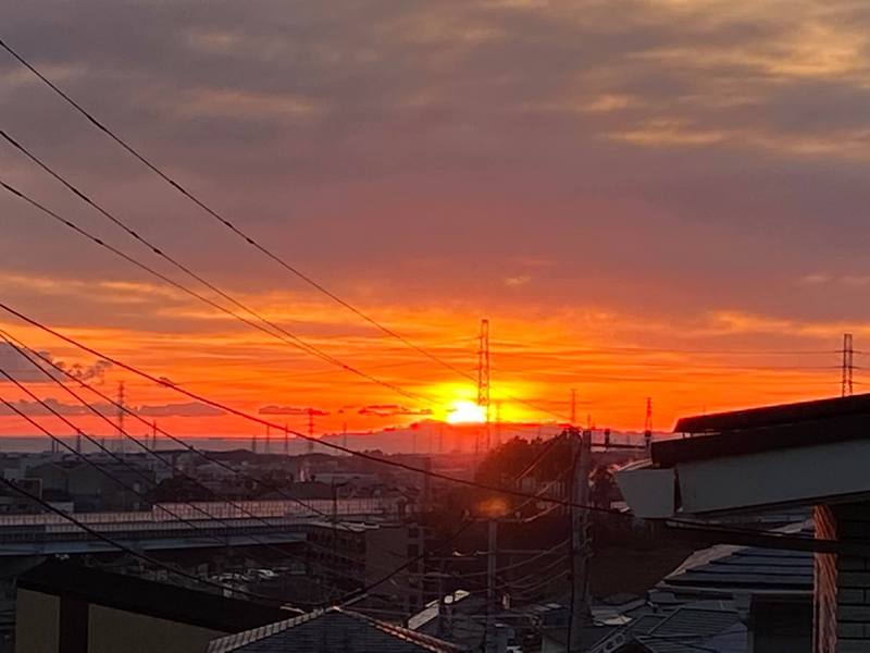 今日も 素晴らしい夕焼け 野村りょう子 ノムラリョウコ 選挙ドットコム
