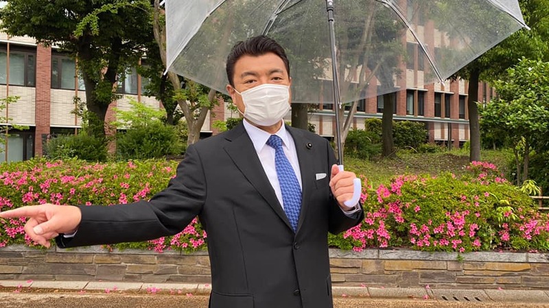 本日は 雨が降る中丸の内線茗荷谷駅より 地元の山田ひろこ議員と共に 朝のご挨拶です なかや文孝 ナカヤフミタカ 選挙ドットコム