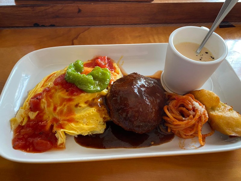 ハンバーグの Wishさんで 遅めの昼食 おおにし健介 オオニシケンスケ 選挙ドットコム