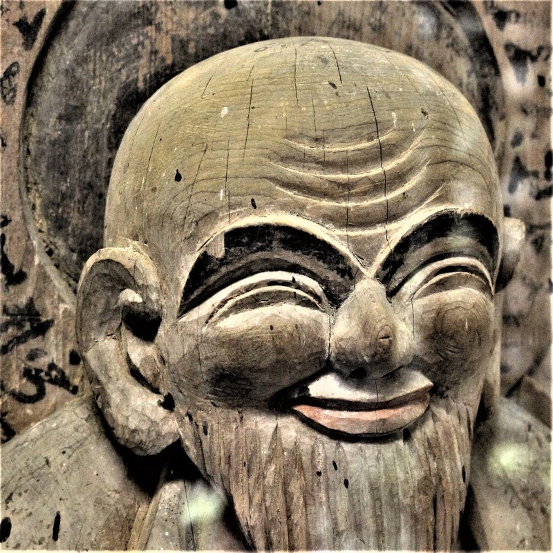 【切り絵作家に木喰仏をご案内】切り絵作家の方三人に、毘沙門堂、天乳寺に遺された木喰仏をご案内した。 - 岡本のぶじ(オカモトノブジ) | 選挙 ...